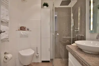 Ein Badezimmer in der Unterkunft Haus Bergstraße 35 Appartement 02