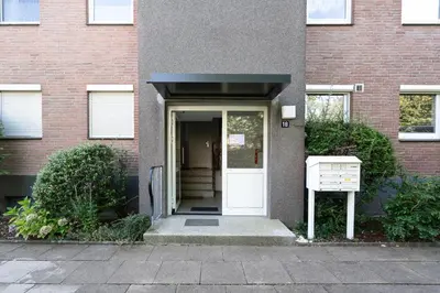 Eine Fassade oder ein Eingang zu Ferienwohnung Klein & Fein