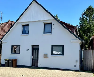 Das Gebäude in dem sich die Ferienwohnung befindet