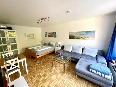 Ein Sitzbereich in der Unterkunft Ferienwohnung Bach in Travemünde