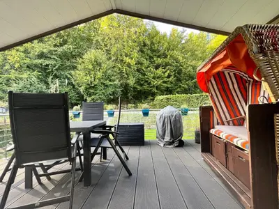 Ein Balkon oder eine Terrasse in der Unterkunft Ostseecamp Spatzennest