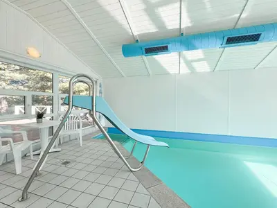 Der Swimmingpool an oder in der Nähe von Strandblick - Dorf 1 Ferienhaus 02
