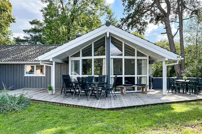 Ein Garten an der Unterkunft Strandblick - Dorf 1 Ferienhaus 20