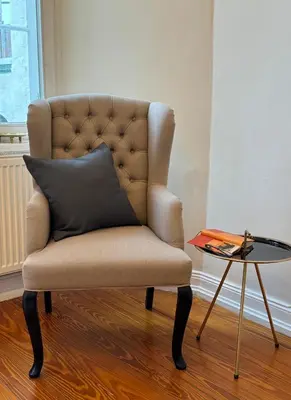 Ein Sitzbereich in der Unterkunft FeWo Königin der Hanse - im Herzen der Altstadt, 3 Zimmer, Wifi