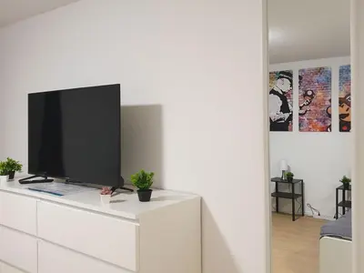 TV/Unterhaltungsangebot in der Unterkunft Beautiful Apartment in Bad Oldesloe