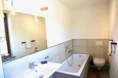 Ein Badezimmer in der Unterkunft Apartments Meerzeit B