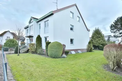 Das Gebäude in dem sich die Ferienwohnung befindet