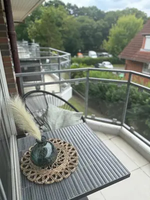 Ein Balkon oder eine Terrasse in der Unterkunft In Wurfweite zum Strand, Zentrum & Kurpark- FeWo Fischers Fritz
