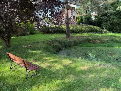 Ein Garten an der Unterkunft Kleine Auszeit