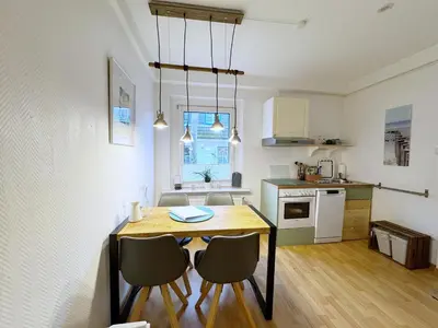 Küche/Küchenzeile in der Unterkunft Geibel-Haus Fewo Wellenbrecher bis 4 Personen
