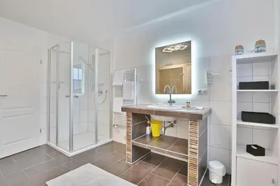 Ein Badezimmer in der Unterkunft Das Friesenhaus