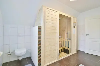 Ein Badezimmer in der Unterkunft Das Friesenhaus
