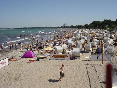 Ein Strand an oder in der Nähe des Ferienhauses