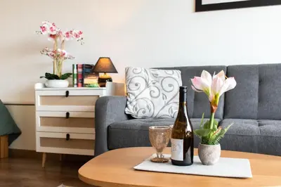 Ein Sitzbereich in der Unterkunft Ferienwohnung Residenz App. 612 Timmendorfer Strand