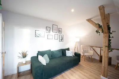 Ein Sitzbereich in der Unterkunft HejU - Charmanter Altbau für 8 oder 6