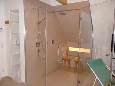 Ein Badezimmer in der Unterkunft 2 Ostsee-Wellnesslandhäuser Sauna, Dampfbad, Jacuzzi
