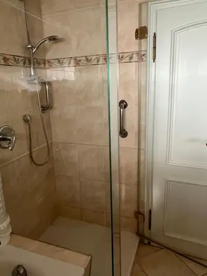 Ein Badezimmer in der Unterkunft Dünenhaus Garten