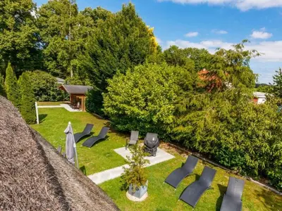 Ein Garten an der Unterkunft DUXCAAR La Mer Comfortable holiday residence