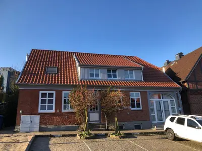 Das Gebäude in dem sich die Ferienwohnung befindet