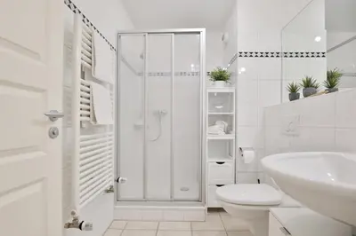Ein Badezimmer in der Unterkunft Hanseaten Residenz Hanseaten-Residenz Appartement 3