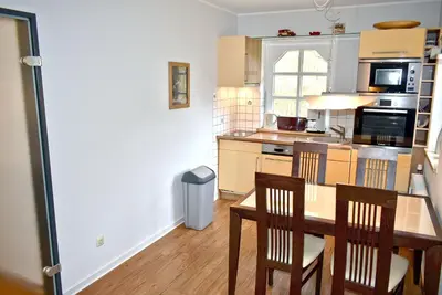 Küche/Küchenzeile in der Unterkunft Am Rosenhain 14 Ferienwohnung Nr 01