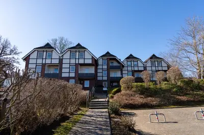 Das Gebäude in dem sich die Ferienwohnung befindet