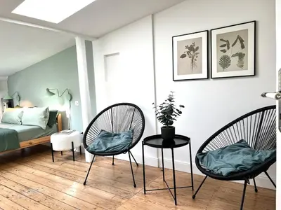 Ein Bett oder Betten in einem Zimmer der Unterkunft Boutique Apartment im charmanten Altbau