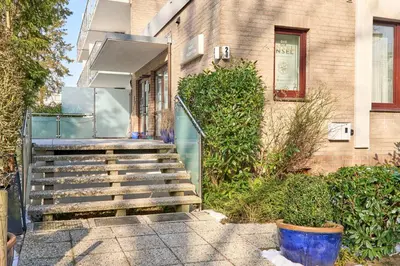 Das Gebäude in dem sich die Ferienwohnung befindet
