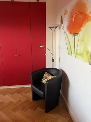 Ein Sitzbereich in der Unterkunft Dünenhaus Garten 2 Schlafzimmer