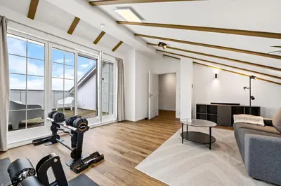 Das Fitnesscenter und/oder die Fitnesseinrichtungen in der Unterkunft Ferienwohnung Stranddüne Rosenhagen bei Travemünde