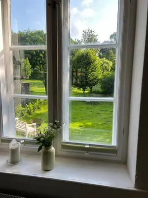 Ein Garten an der Unterkunft Glasauer Kutscherhaus