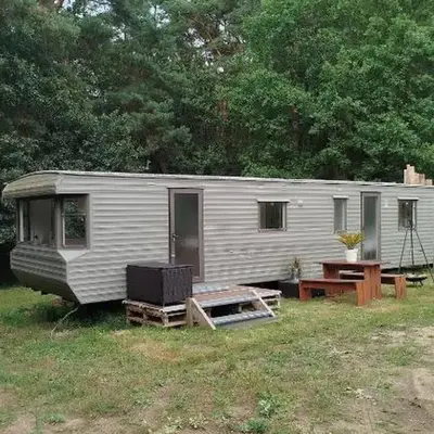 Mobil House auf Tierschutz Landhof inmitten der Natur bei Lübeck
