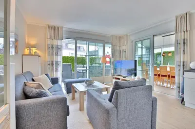 Ein Sitzbereich in der Unterkunft Residenz am Kurpark Appartement 3