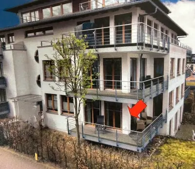 Das Gebäude in dem sich die Ferienwohnung befindet