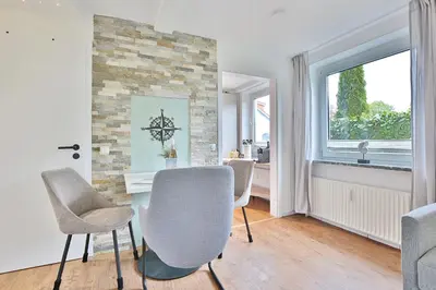 Ein Sitzbereich in der Unterkunft Haus am Nöltingsweg 