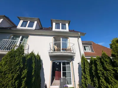 Das Gebäude in dem sich das Bed & Breakfast befindet