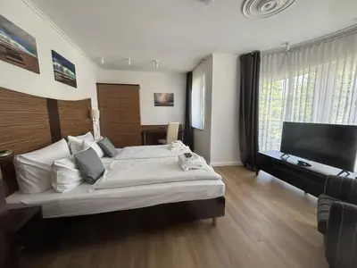TV/Unterhaltungsangebot in der Unterkunft Turmhotel Scharbeutz
