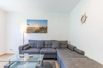 Ein Sitzbereich in der Unterkunft Haus Aaron Fehlingstraße, Fewo 223