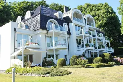 Das Gebäude in dem sich die Ferienwohnung befindet