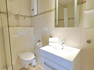 Ein Badezimmer in der Unterkunft Rose, Fewo 178