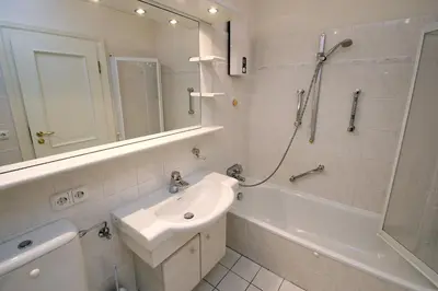 Ein Badezimmer in der Unterkunft Strandredder, Fewo 163