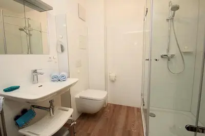 Ein Badezimmer in der Unterkunft Vogteistraße, Fewo 214