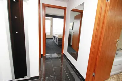 Ein Badezimmer in der Unterkunft Trelleborgallee, Fewo 208