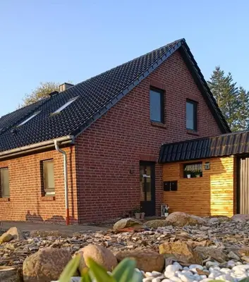 Das Gebäude in dem sich die Ferienwohnung befindet