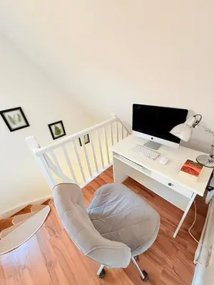 TV/Unterhaltungsangebot in der Unterkunft Garden Lakehouse Sauna Kamin Grill Billard Darts Modernes Ferienhaus in Seenähe mit Garten und Spielbereich
