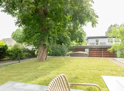 Ein Garten an der Unterkunft Ferienwohnung Villa Heidenreich Nr.2 - Scharbeutz