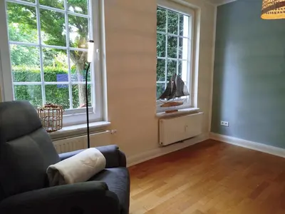 Ein Sitzbereich in der Unterkunft Villa Scharbeutz, Pönitz