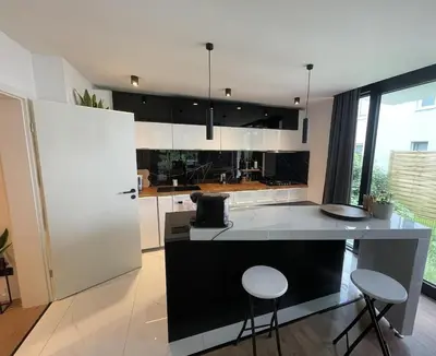 Küche/Küchenzeile in der Unterkunft Modernes Apartment - zentral - nahe Hamburg & Lübeck