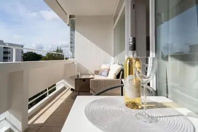 Ein Balkon oder eine Terrasse in der Unterkunft Ginys Meerblick Appartement