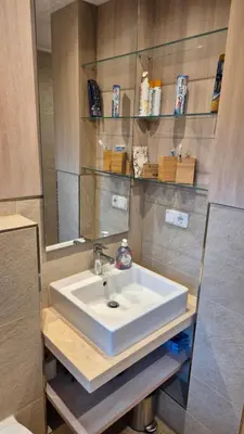 Ein Badezimmer in der Unterkunft Beach & Breeze Ferienwohnung mit Terrasse Scharbeutz